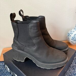 Sorel Black Leather Platform Chelsea Boots